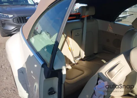 2007 Volkswagen New Beetle 2.5 z USA, uszkodzony, nr VIN 3VWRF31Y37M401834